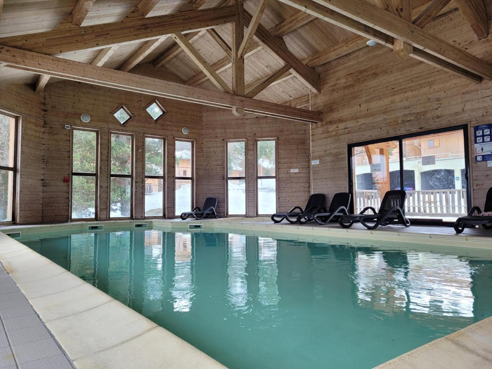 Chalet By Sophie Superdevoluy Avec Piscine Eksteriør bilde